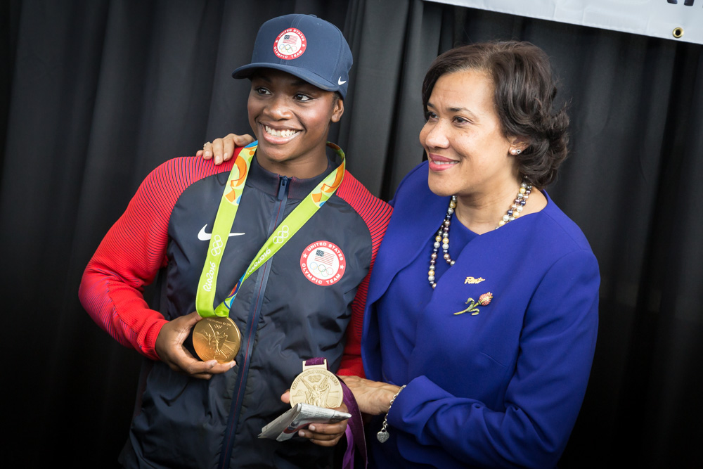 claressashields-20