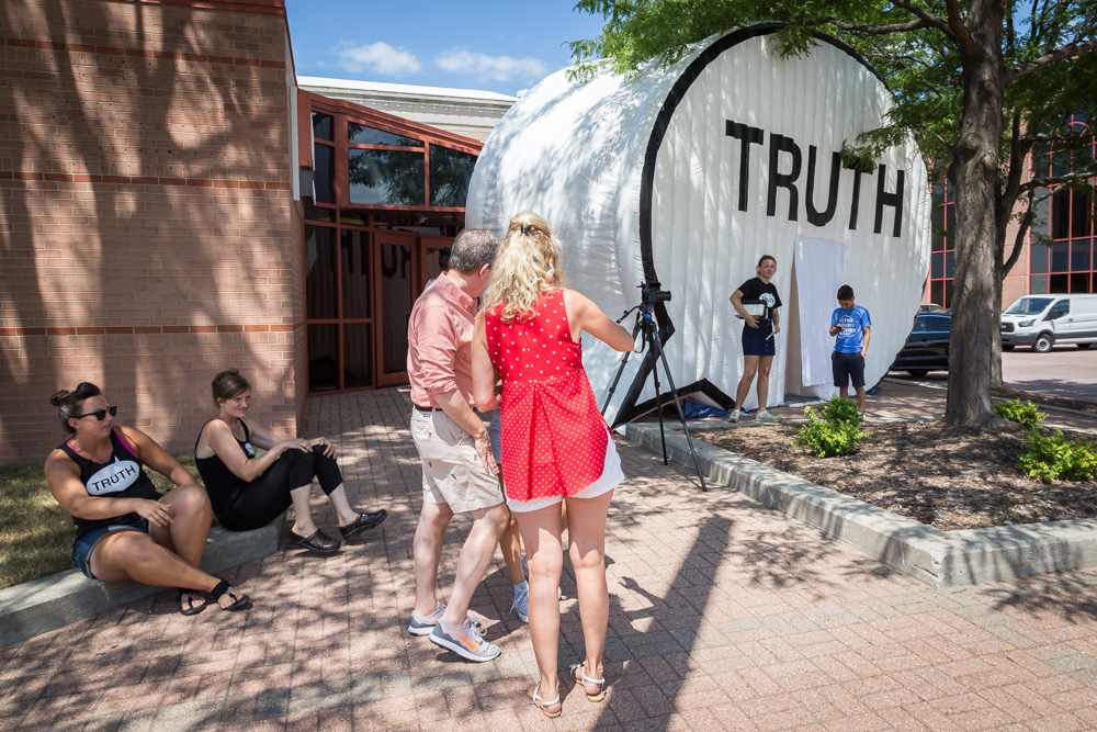 truthbooth-8