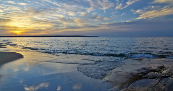 What I Like About September Hank Erdmann / Shutterstock.com
