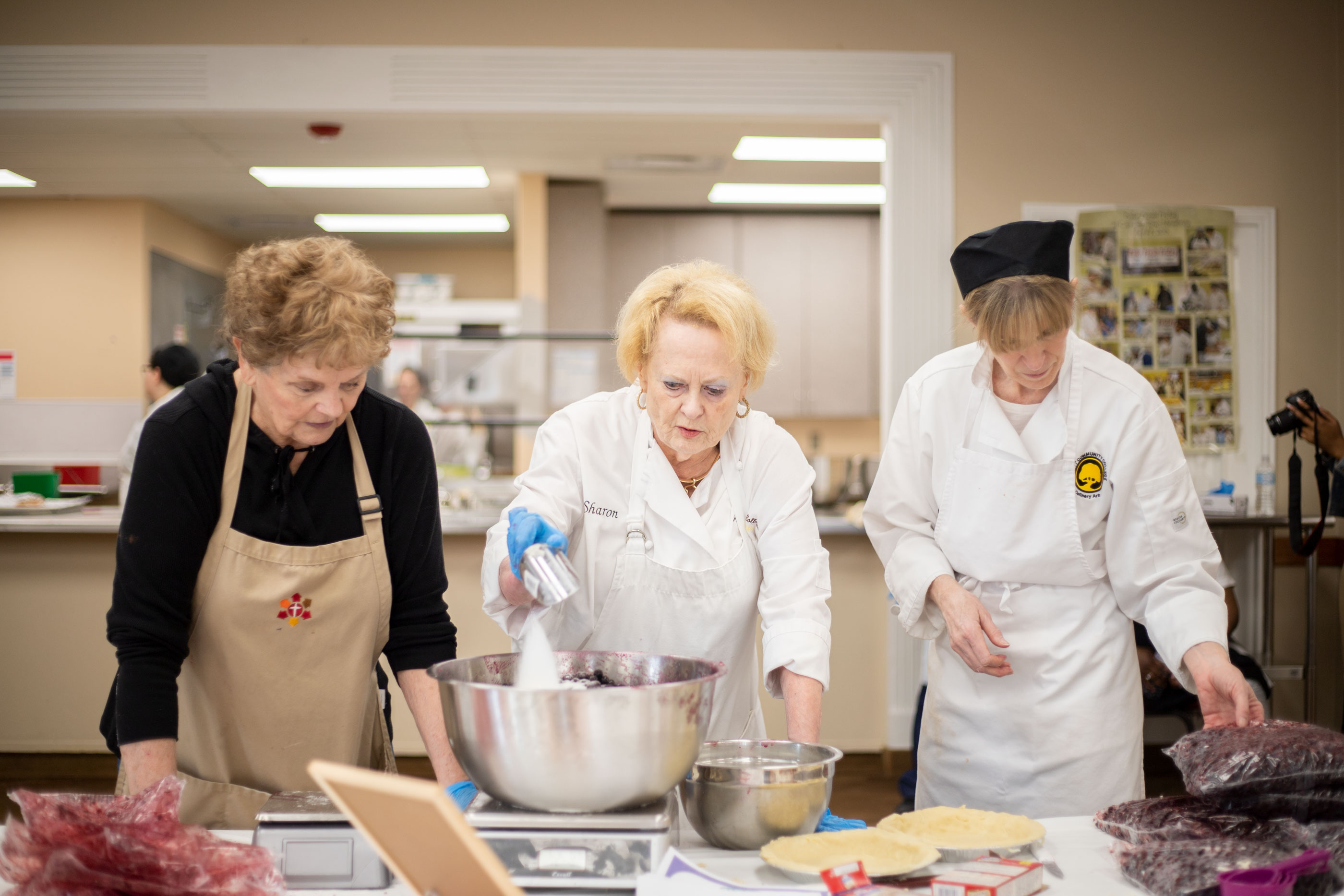 mott-baking_14
