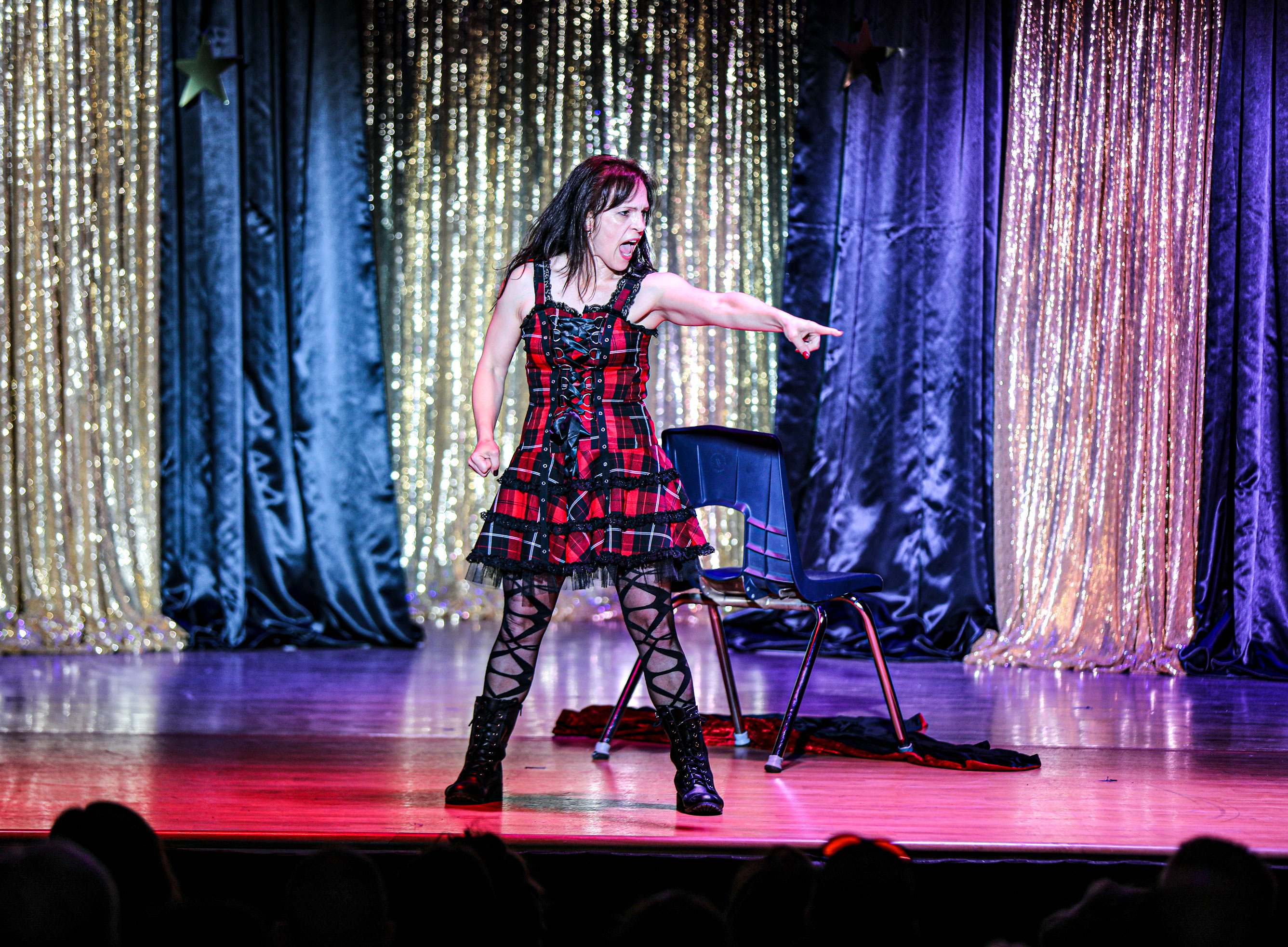 mott-lip-sync_01