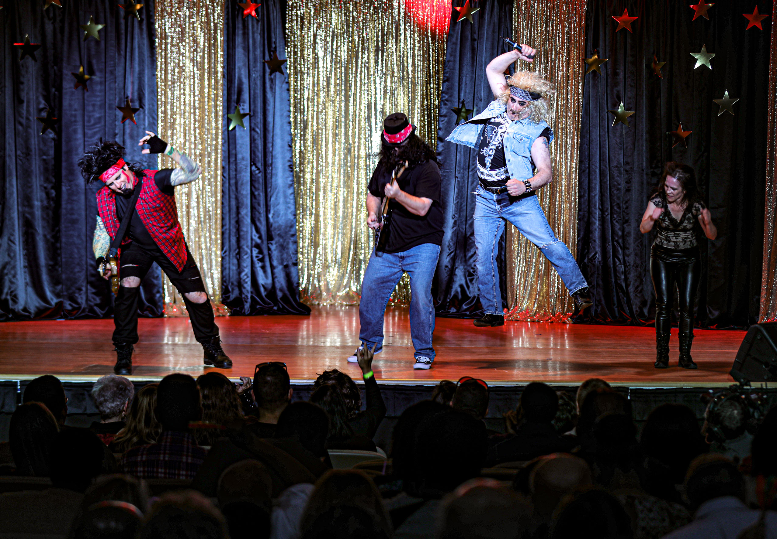 mott-lip-sync_13