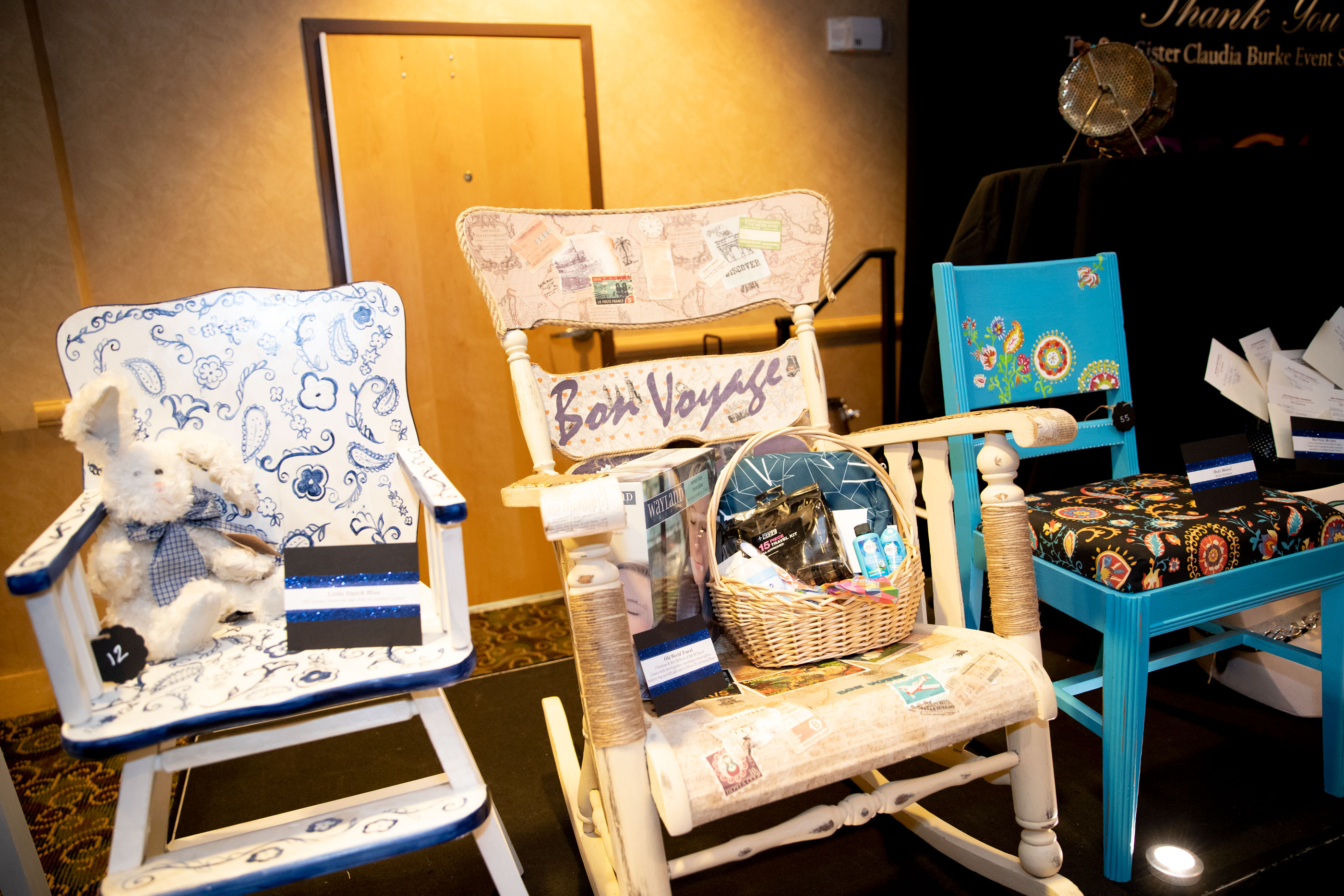 chair-ity-fundraiser_12