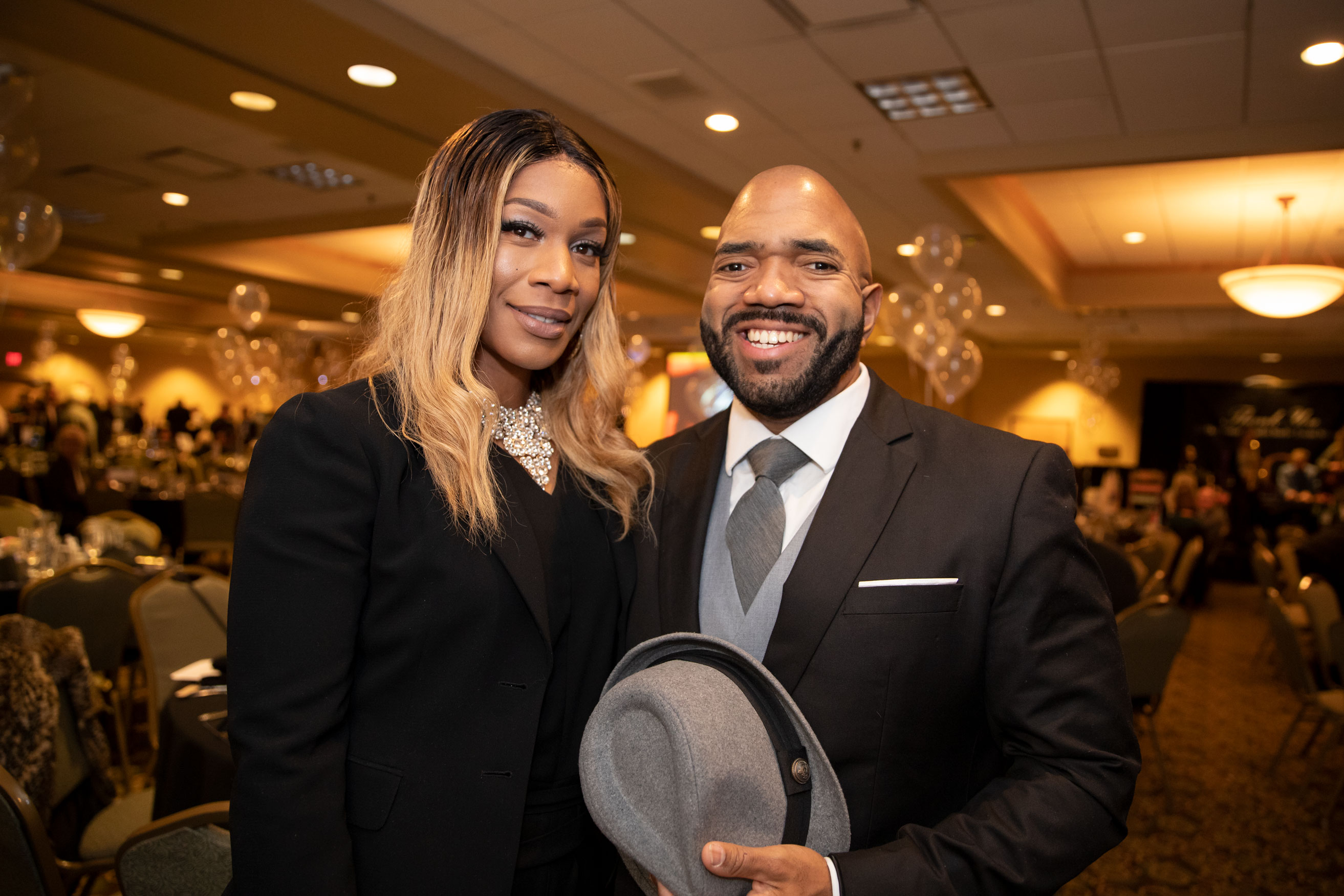 chair-ity-fundraiser_16