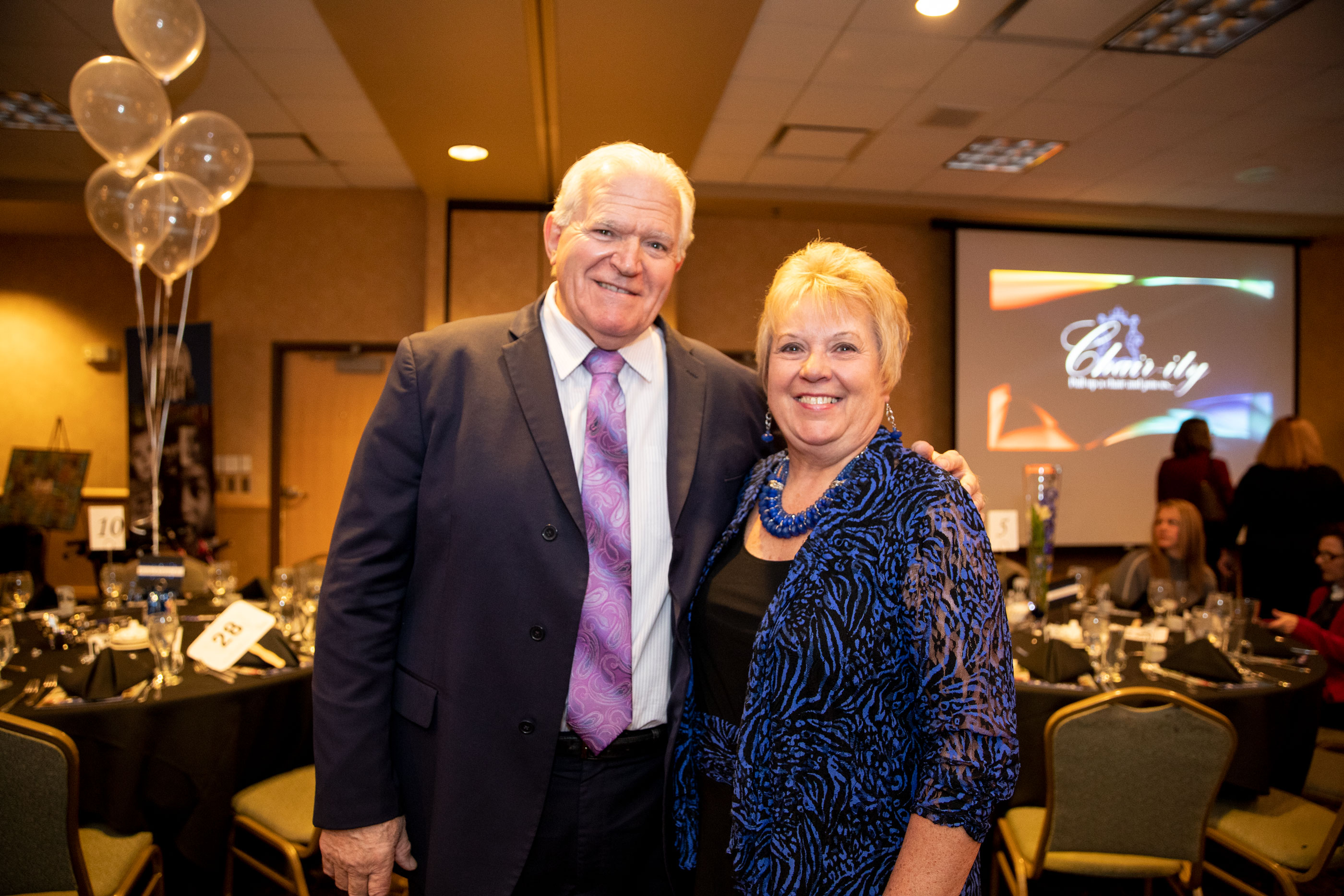 chair-ity-fundraiser_7