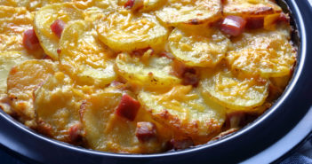 Fresh Food Friday Scalloped Potatoes and Ham with Cheese myviewpoint / stock.adobe.com