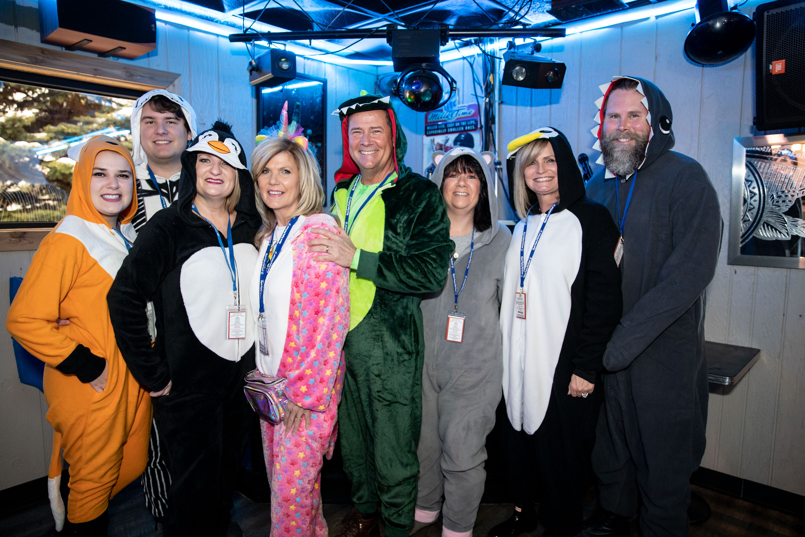 onesie-pub-crawl_07