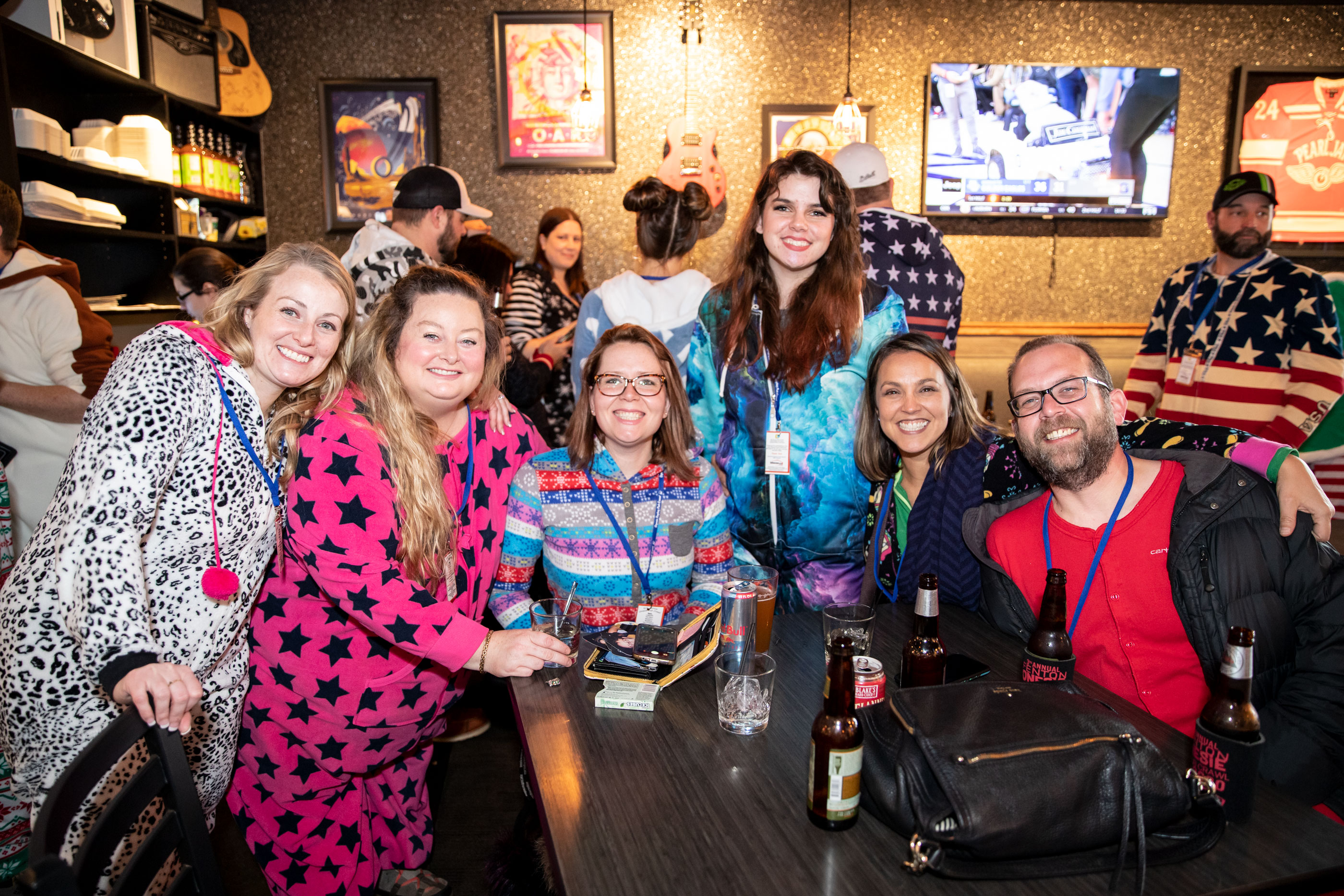 onesie-pub-crawl_14