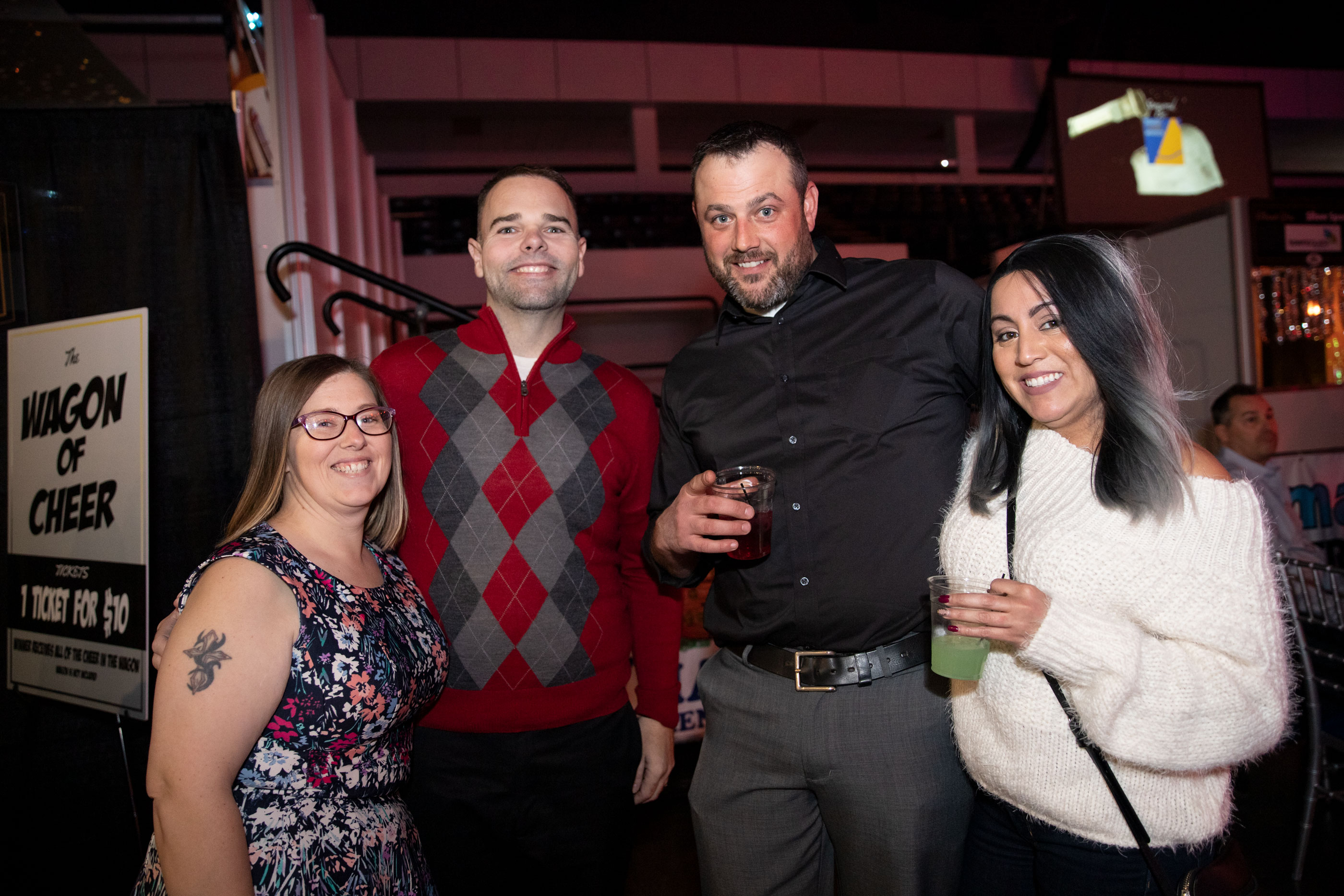 worlds-greatest-office-party_05
