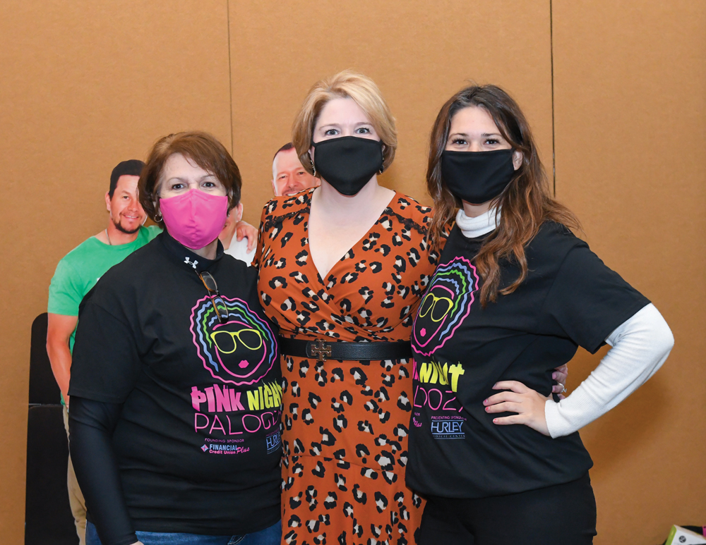 pinknight-122020-014