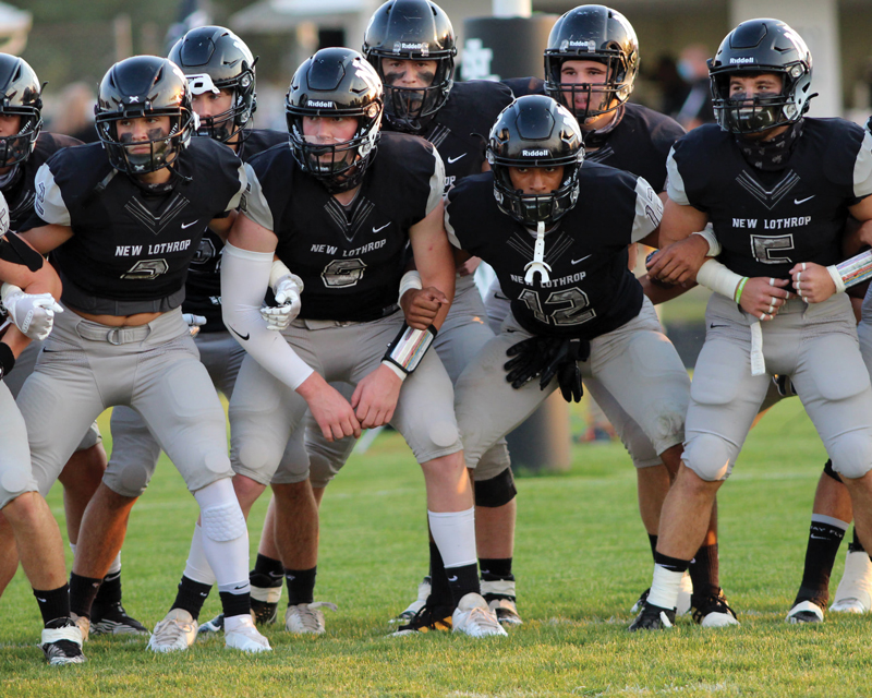 sports-football-032021-02