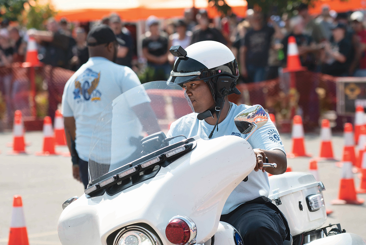 8-11_Bikes-on-Bricks_jag-22