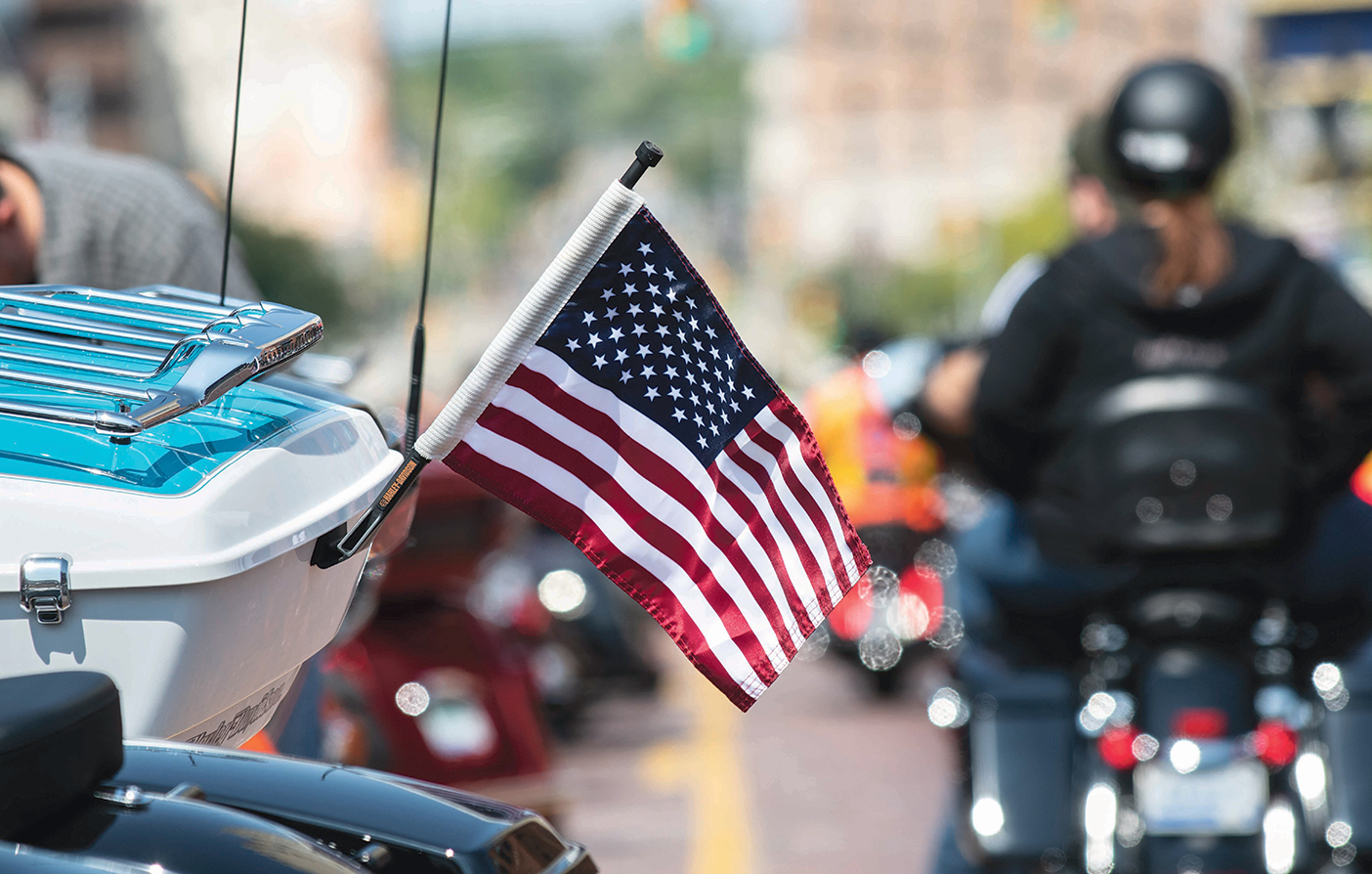 8-11_Bikes-on-Bricks_jag-3