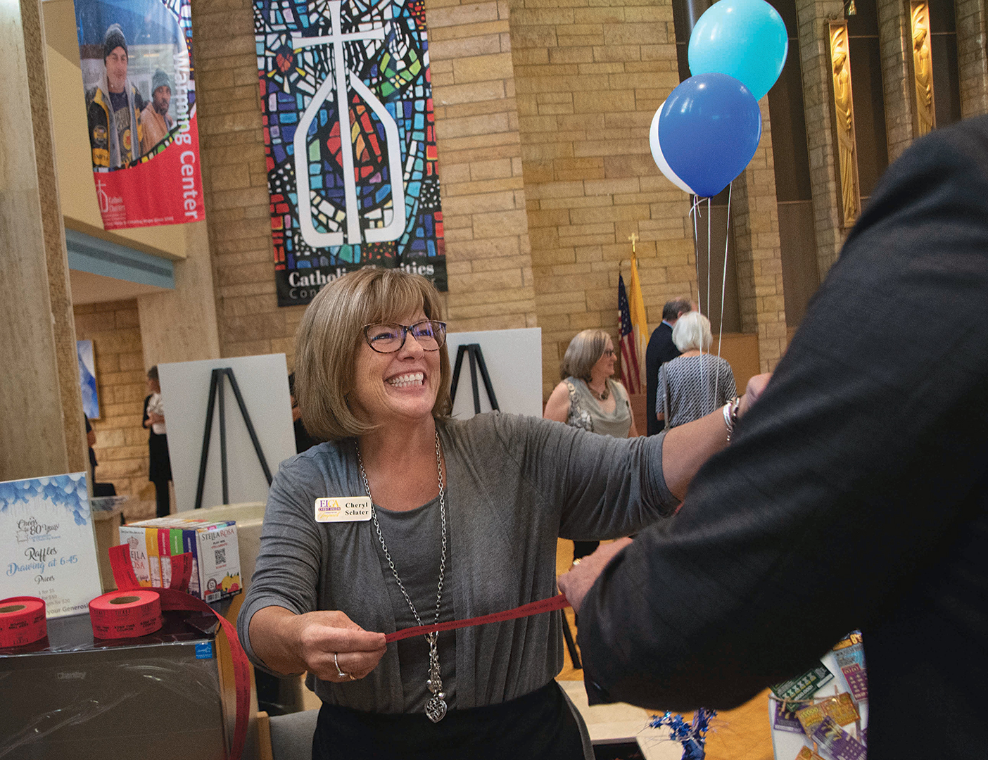 8-16-Catholic-Charities-Fundraiser_jag-28