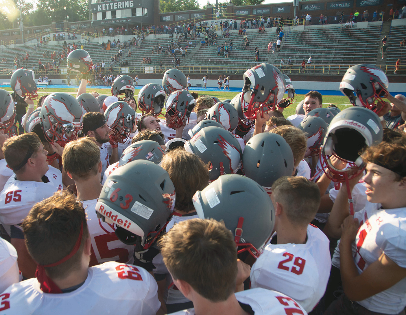 8-27_VC-Gridiron-Classic_jag-10