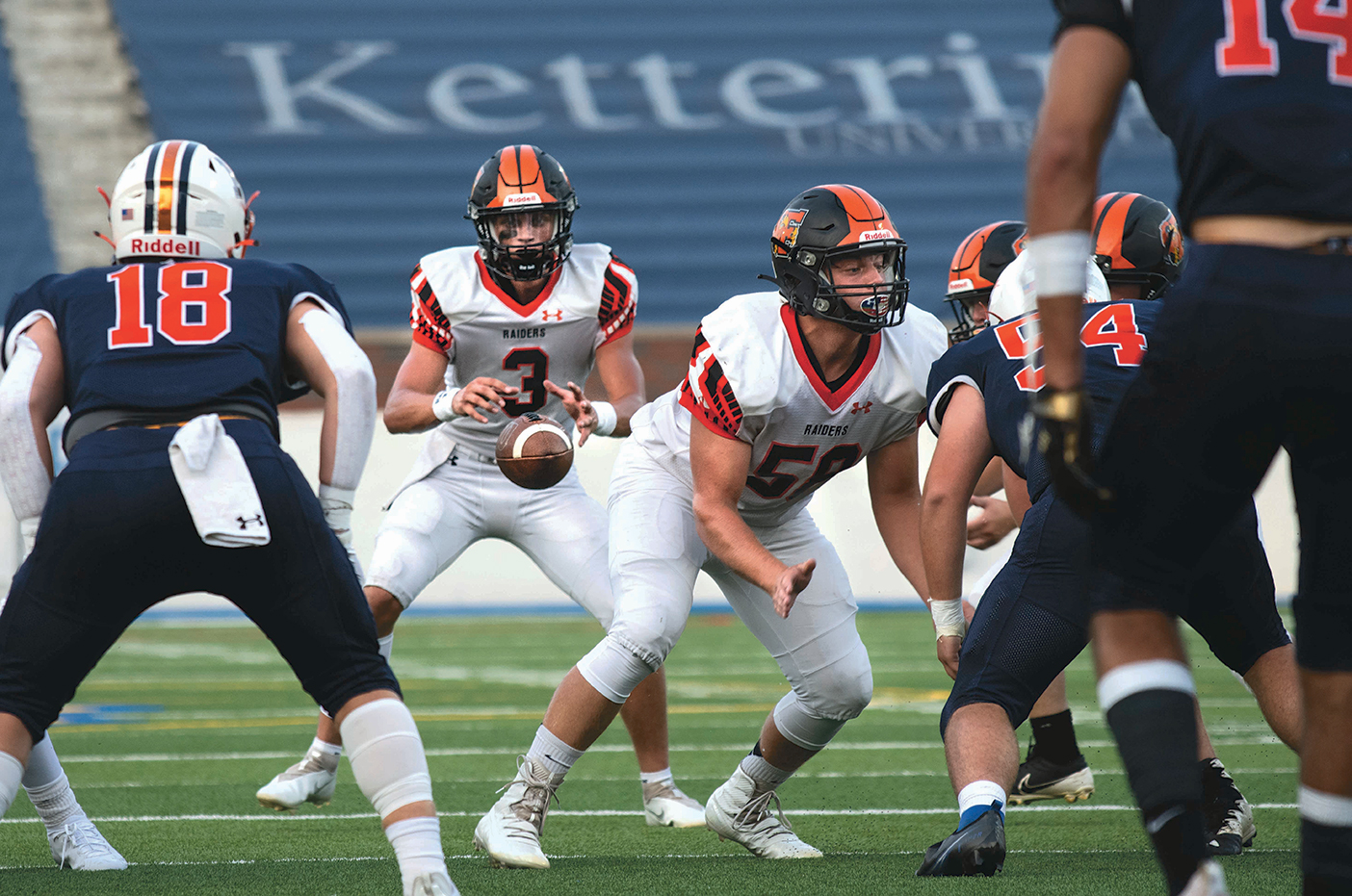 8-27_VC-Gridiron-Classic_jag-17