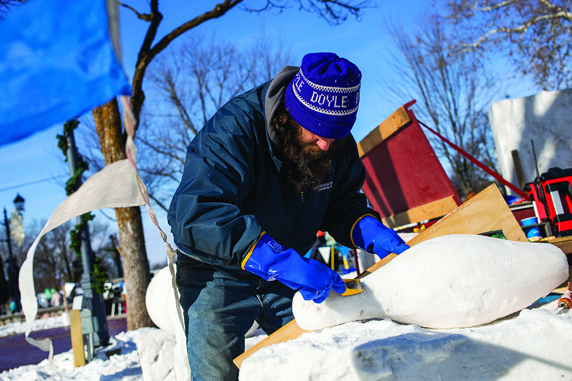 ZehndersSnowfest_Kildee_12