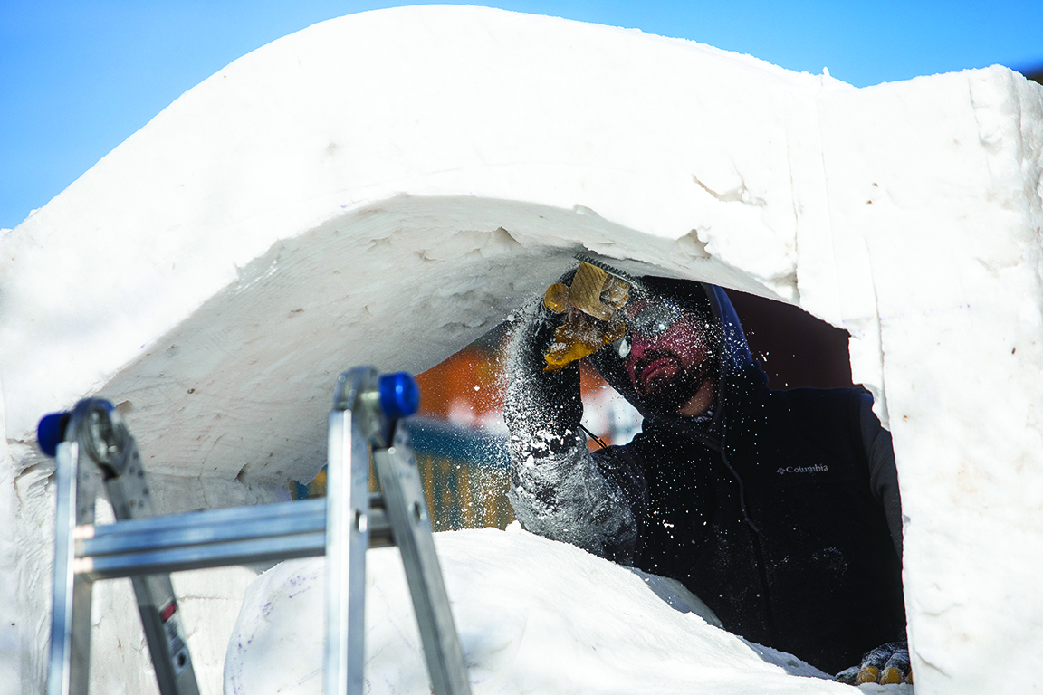 ZehndersSnowfest_Kildee_13