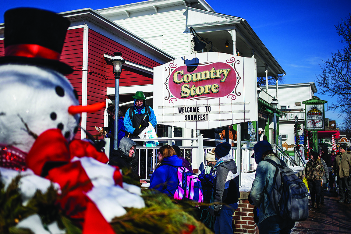 ZehndersSnowfest_Kildee_32