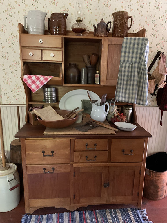 Podunk-112022-web-0 (4)