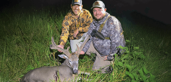 Hunter Bags<span class="subtitle">Rare Velvet Buck at New Mid-Michigan Preserve</span>